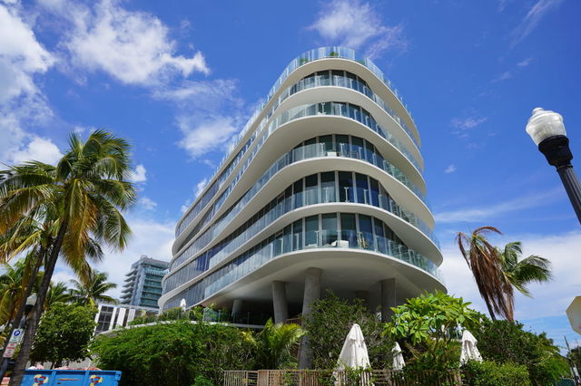 One Ocean Condos photo 2